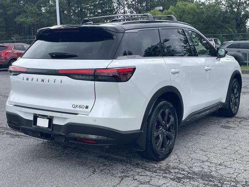 Radiant White/Black Obsidian 2026 INFINITI QX60 AUTOGRAPH