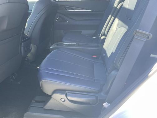 2026 INFINITI QX60 Base