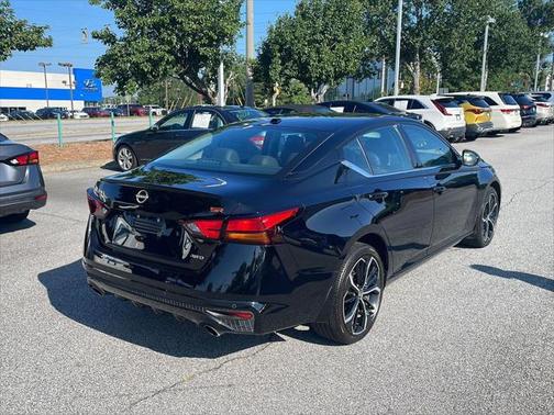 2024 Nissan Altima SR Intelligent AWD