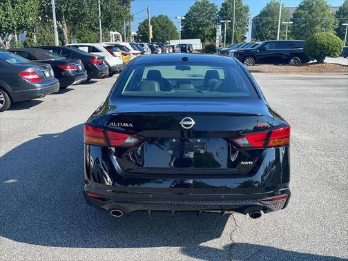 2024 Nissan Altima SR Intelligent AWD