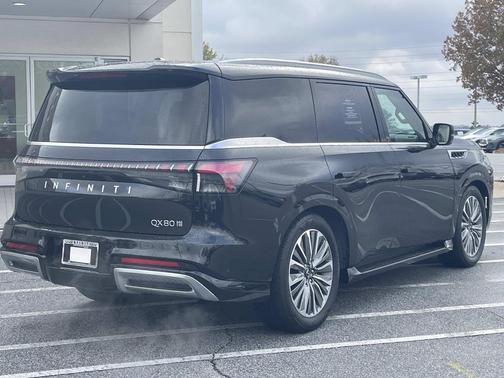 2025 INFINITI QX80 SENSORY AWD