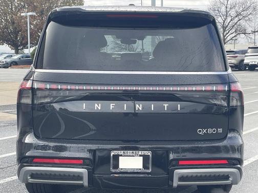 2025 INFINITI QX80 SENSORY AWD