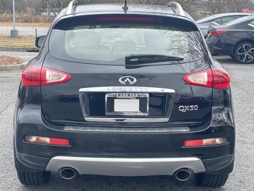 2016 INFINITI QX50 Base
