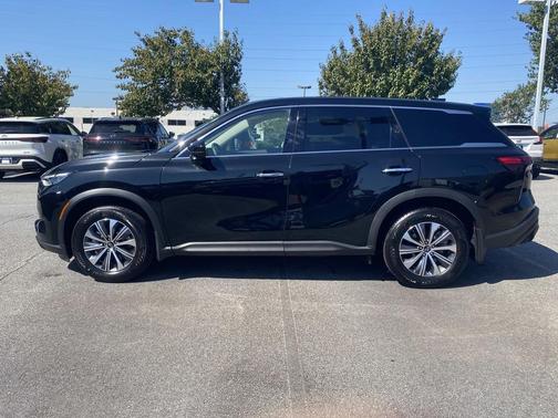 2025 INFINITI QX60 Pure