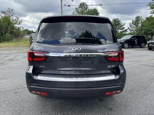 2024 INFINITI QX80 SENSORY AWD