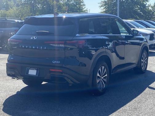2025 INFINITI QX60 Pure