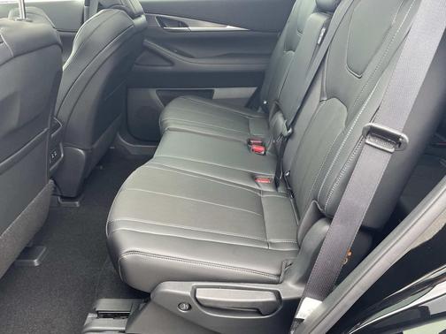 2026 INFINITI QX60 Pure