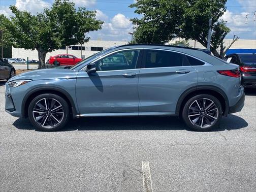 2022 INFINITI QX55 LUXE