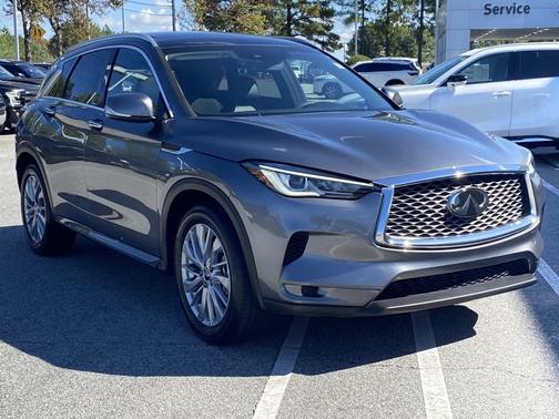 2024 INFINITI QX50 LUXE