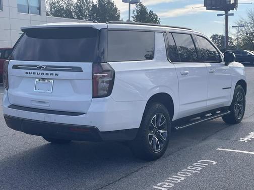2021 Chevrolet Suburban 4WD Z71