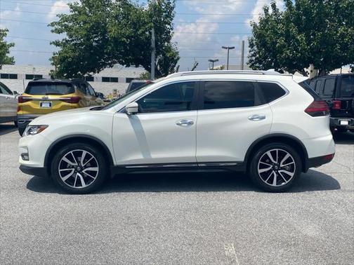 2020 Nissan Rogue SL
