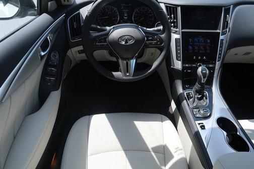 2024 INFINITI Q50 3.0t LUXE