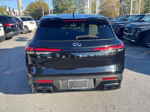 2025 INFINITI QX60 Pure