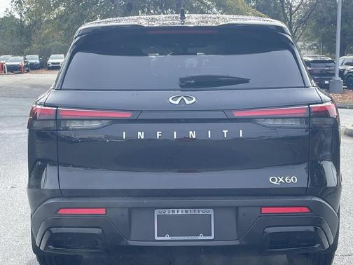 2023 INFINITI QX60 Pure