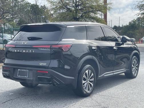 2023 INFINITI QX60 Pure