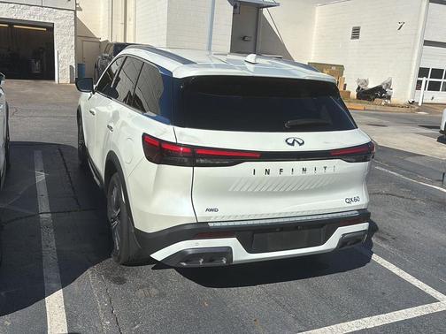 2023 INFINITI QX60 SENSORY