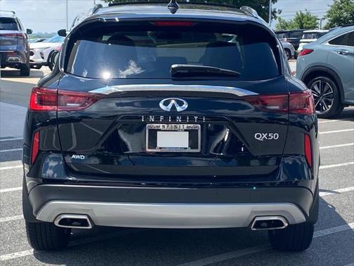 2025 INFINITI QX50 Luxe AWD