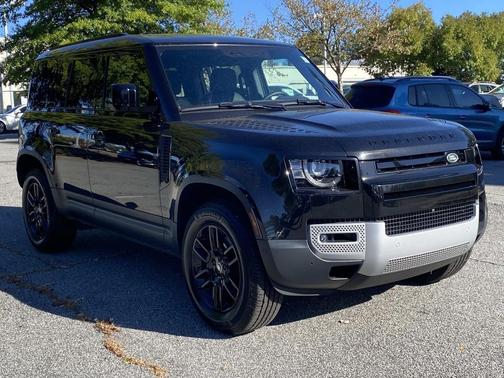 2025 Land Rover Defender 110 P300