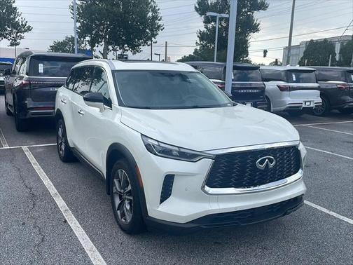 2023 INFINITI QX60 Luxe