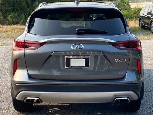 2024 INFINITI QX50 LUXE