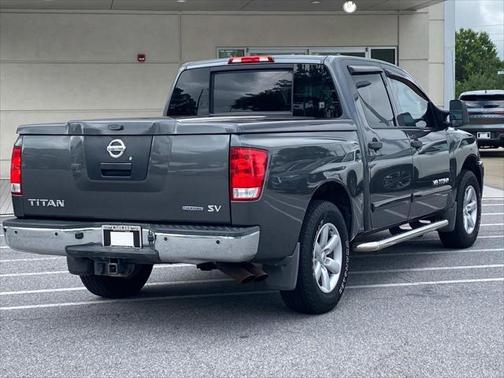 2011 Nissan Titan SV