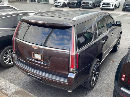 2017 Cadillac Escalade Platinum