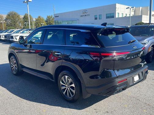 2025 INFINITI QX60 Pure