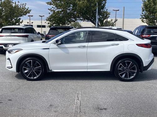 2025 INFINITI QX55 LUXE