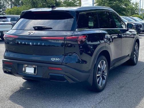 2024 INFINITI QX60 Luxe