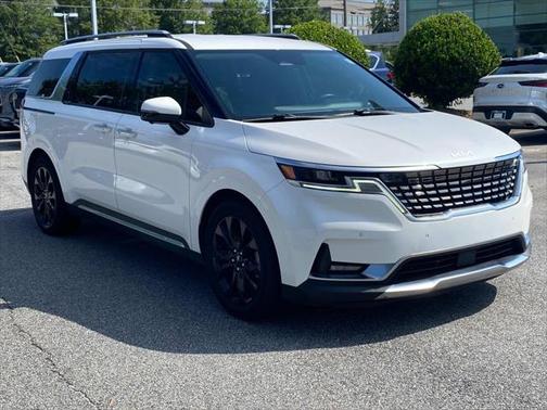 2022 Kia Carnival SX