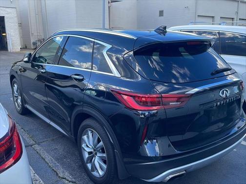 2022 INFINITI QX50 LUXE