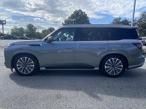 2025 INFINITI QX80 SENSORY AWD