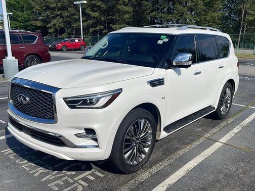 2019 INFINITI QX80 Luxe