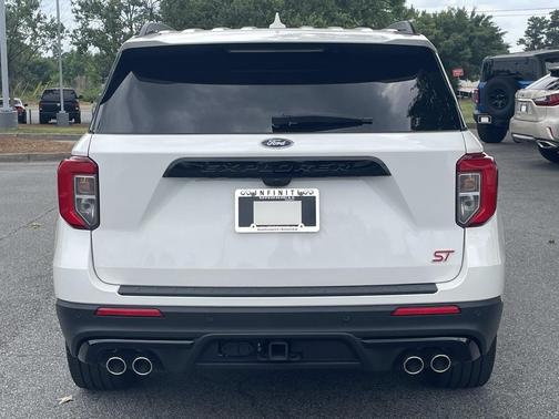 Star White Metallic Tri-Coat 2024 Ford Explorer ST