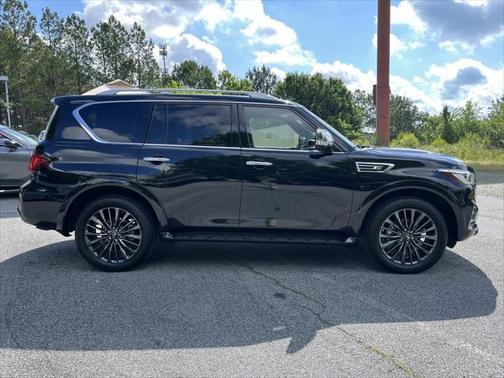 2024 INFINITI QX80 SENSORY AWD