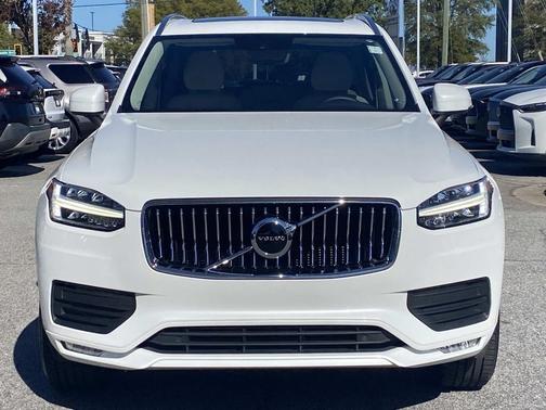 2020 Volvo XC90 T5 Momentum