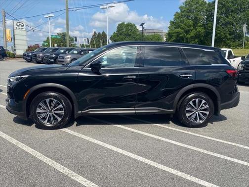 2025 INFINITI QX60 Pure