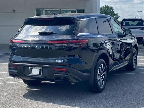 2025 INFINITI QX60 Pure