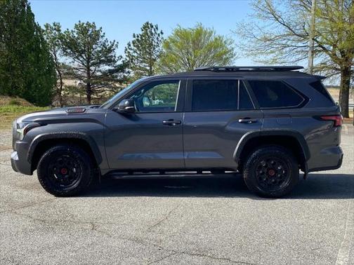 2024 Toyota Sequoia Base
