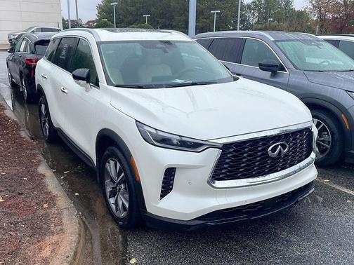 2025 INFINITI QX60 Luxe