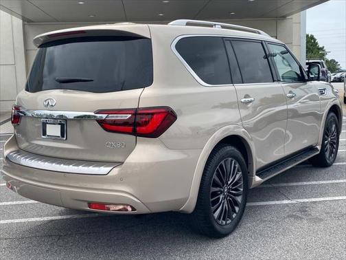 2024 INFINITI QX80 SENSORY AWD