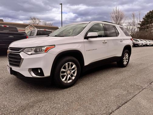 2021 Chevrolet Traverse LT Cloth