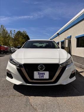 2022 Nissan Altima SR FWD
