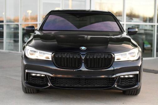 2016 BMW 750 i xDrive