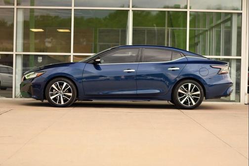 2023 Nissan Maxima SV Xtronic CVT