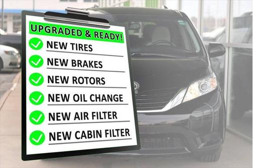 2017 Toyota Sienna LE