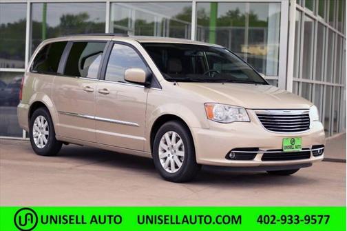 2014 Chrysler Town & Country Touring