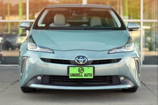2022 Toyota Prius XLE