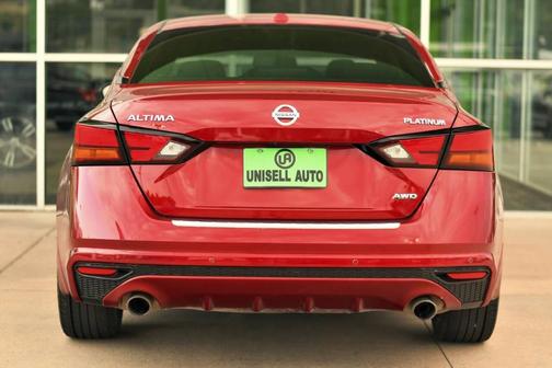 Scarlet Ember 2022 Nissan Altima 2.5 Platinum