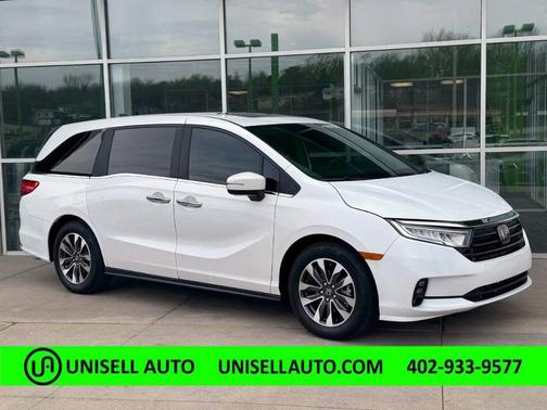 White 2024 Honda Odyssey EX-L